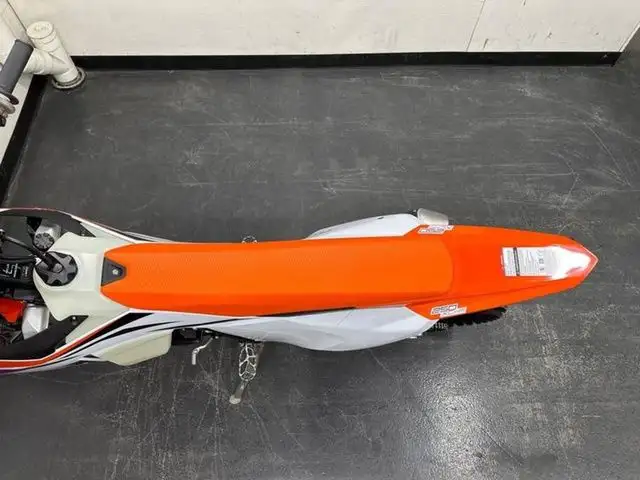 2024 KTM 250 XC-F in Dirt Bikes & Motocross in Calgary - Image 17