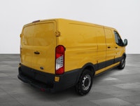 2017 Ford Transit-150 Appelez-nous afin de fixer une rencontre — nous travaillons sur rendez-vous se... (image 8)