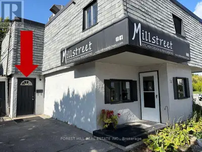 Located In The Heart Of Downtown Streetsville! Spacious 2-Bedroom Apartment Over 800 Square Feet. Te...