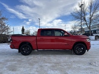 This Ram 1500 boasts a Regular Unleaded V-8 5.7 L/345 engine powering this Automatic transmission. W... (image 7)