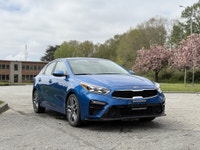2021 Kia Forte EX 2.0L Inline-4 17in. Alloy Wheels Heated and ventilated front seats Power-adjustabl... (image 1)