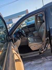 2013 TOYOTA HIGHLANDER LIMITED Year: 2013 Make: Toyota Model: Highlander Mileage:165,000 Km Transmis... (image 4)