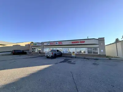 Established NAILS SALON BUSINESS OPPORTUNITY in the heart of St. Paul! Located on main street in a h...