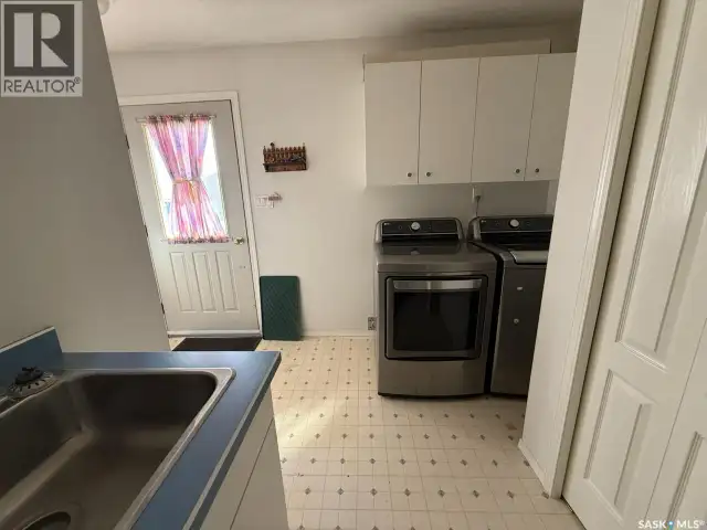 309 Third AVENUE E Pleasant Valley Rm No. 288, Saskatchewan in Houses for Sale in Saskatoon - Image 18
