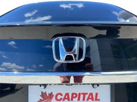 This Honda Accord Sedan has a dependable Regular Unleaded I-4 2.4 L/144 engine powering this Variabl... (image 9)