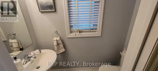 647 SUNBURST STREET Ottawa, Ontario62864384602497122