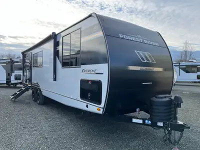 Specifications Hitch Weight: 1,010 lb UVW: 7,048 lb CCC: 2,762 lb Exterior Length: 34′ 9″ Exterior H...