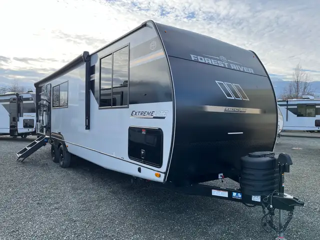 2026 Forest River VIBE EXTREME LITE in Travel Trailers & Campers in Terrace - Image 2