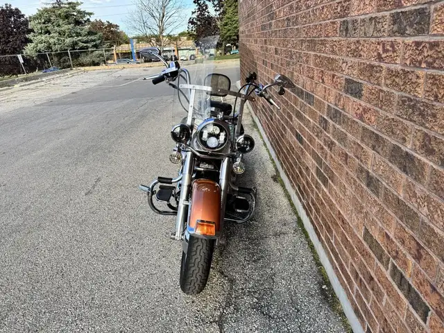 2008 Harley-Davidson Heritage Softail Classic **105th ANNIVERSAR in Street, Cruisers & Choppers in Markham / York Region - Image 6