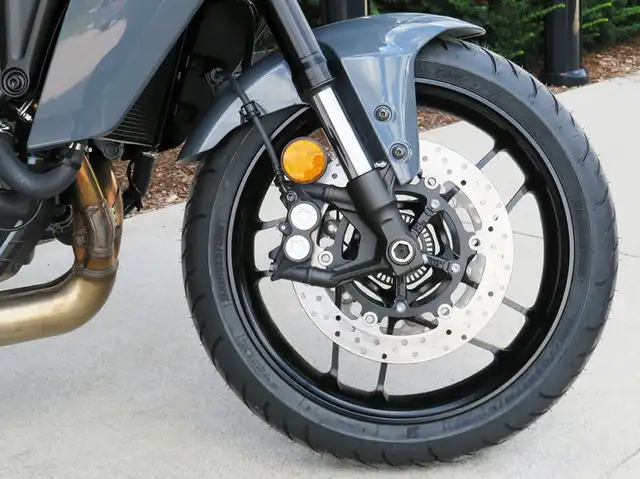 2025 Yamaha Tracer 9 Y-AMT in Sport Touring in Cambridge - Image 12