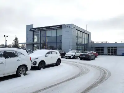 • Approximately 50,000 vehicles pass by daily on Regent Ave and Plessis Rd adding unparalleled expos...