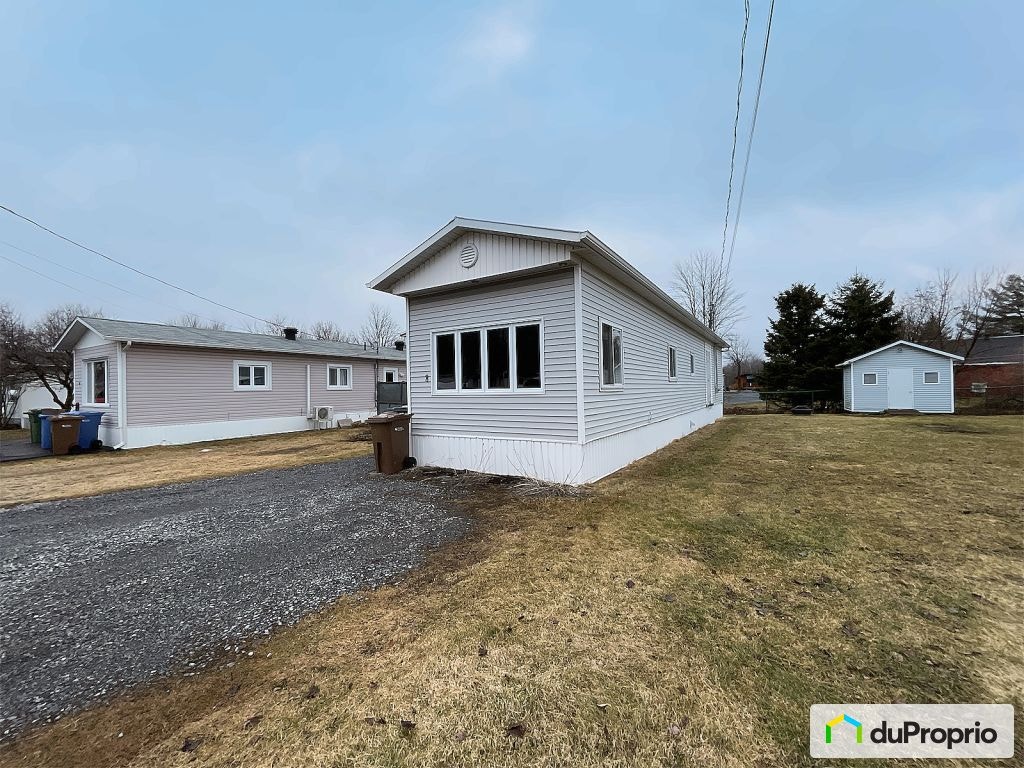 $191,000 - Mobile home for sale in Granby — photo 2