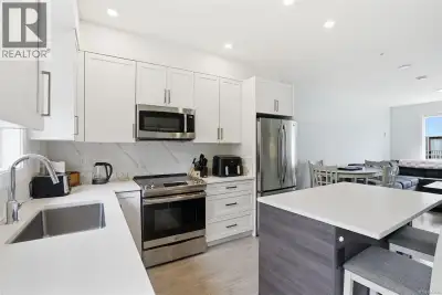 Welcome to this stylish 3 bed, 3 bath townhome offering modern living across three thoughtfully desi...
