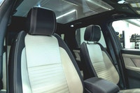 Land Rover Discovery Sport 247hp R-Dynamic SE 2023: - Extérieur métallisé bleu BYRON avec intérieur... (image 2)
