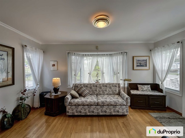 $305,000 - Manufactured home for sale in Magog — photo 2
