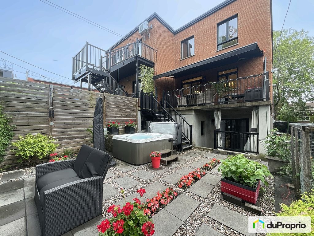 $995,000 - 2 Storey for sale in Ahuntsic / Cartierville — photo 3