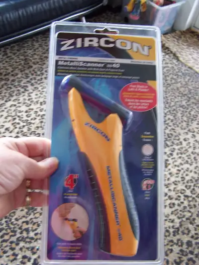 Zircon MetalliScanner M40 Metal Locator, View more