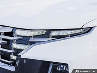 Discover the ultimate adventure-ready companion in this stunning 2023 Hyundai Santa Cruz Ultimate, e... (image 9)