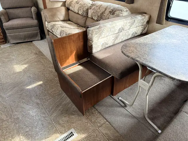 2011 Jayco JAY FLIGHT 29 RLS in Travel Trailers & Campers in St. Albert - Image 14
