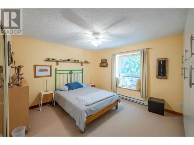 830 Three Mile Road Penticton, British Columbia in Houses for Sale in Penticton - Image 37