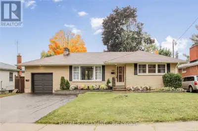 758 SOMERVILLE STREET Oshawa (Centennial), Ontario