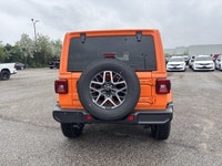 BLACK CLOTH LOW-BACK BUCKET SEATS,ENGINE: 3.6L PENTASTAR VVT V6 W/ESS -inc: Engine Oil Cooler,BODY-C... (image 5)