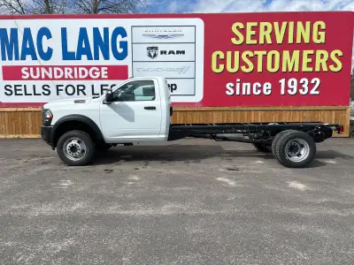 NEW UNIT!! 2024 RAM 5500 Cab and Chassis. Well equipped 4x2 ready to work. 3 UNITS AVAILABLE AT THIS...