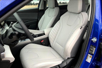 10.25 Inch Touchscreen W/ Nav,10.25 Inch Digital Cluster,leather Seats,bose Prem Audio W/ 8 Spkrs,di... (image 8)