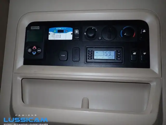 2020 Kenworth T680 in Heavy Equipment in Longueuil / South Shore - Image 28