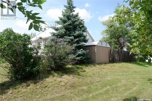 401 6th AVENUE W Assiniboia, Saskatchewan in Houses for Sale in Moose Jaw - Image 31
