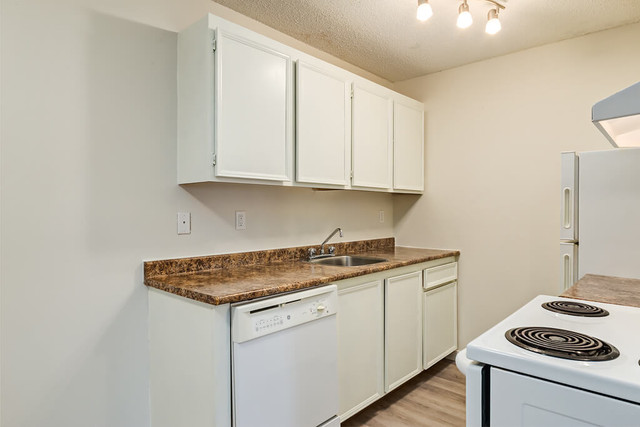 Apartments for Rent near Lakeland College - Southwood Village -  in Long Term Rentals in Lloydminster - Image 4