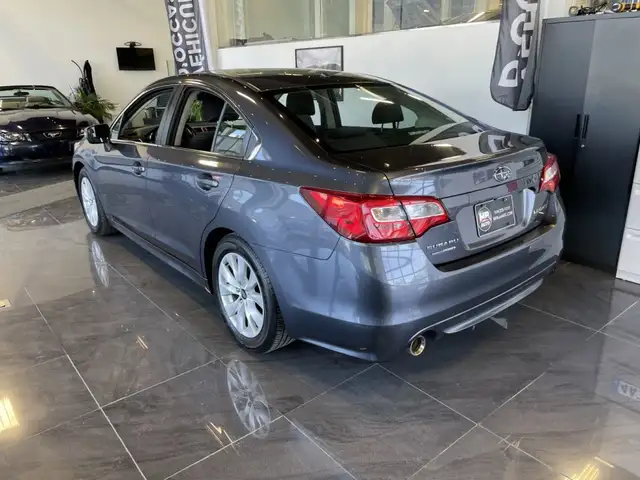 2016 Subaru Legacy 2,5i avec Groupe tourisme in Cars & Trucks in City of Montréal - Image 6