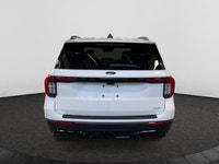 Check out this vehicle's pictures, features, options and specs, and let us know if you have any ques... (image 3)