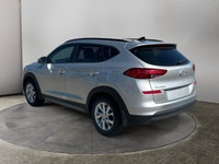 This Hyundai Tucson boasts a Regular Unleaded I-4 2.0 L/122 engine powering this Automatic transmiss... (image 2)