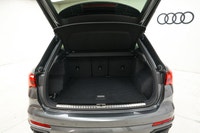 Get noticed in this beautiful Daytona Gray Metallic SUV!! Treat yourself to the features you deserve... (image 9)