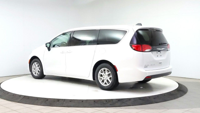 2026 Chrysler Grand Caravan in Cars & Trucks in Lethbridge - Image 3