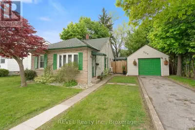 When opportunity knocks, you answer! Offering amazing value, this wonderfully-cute detached home is...