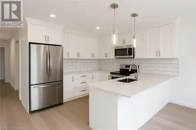 161 NELSON Street Unit# 3 Stratford, Ontario