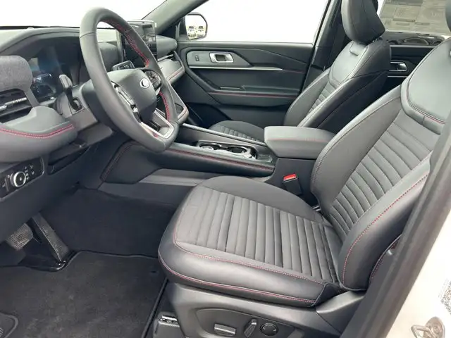 2026 Ford Explorer ST-Line in Cars & Trucks in Regina - Image 15