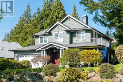 Welcome to 3564 Promenade Crescent, a beautifully designed 4-bedroom, 3-bathroom home nestled in the...