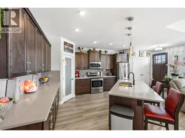 962 HOLDEN Road Penticton, British Columbia in Houses for Sale in Penticton - Image 10
