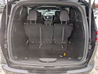 The 2026 Chrysler Pacifica Select offers a blend of style, comfort, and family-friendly technology i... (image 5)