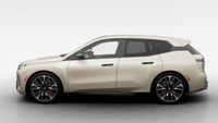 Le nouveau* iX M70 xDrive 2026* combines performance, luxe et durabilité. Avec ses multiples fonctio... (image 3)