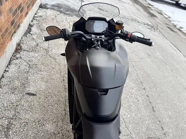 2021 Zero Motorcycles SR/S SRS ZF 14.4 **LIKE NEW** in Street, Cruisers & Choppers in Markham / York Region - Image 12