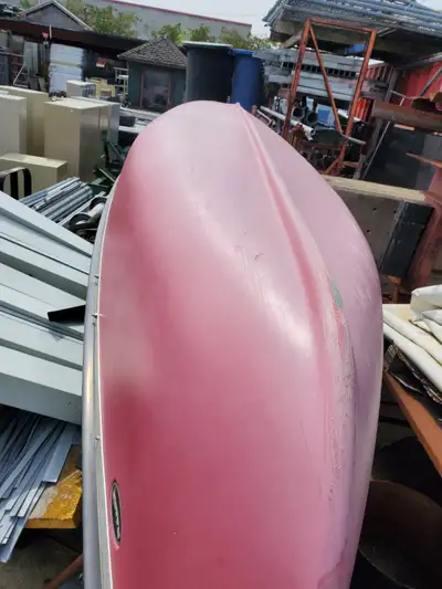 Looks like 16' not used much. $550.00 NO TEXTING NO EMAILS phone calls only 905 788-0658 welland