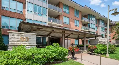 Price: $739,000 / $2,804/mo Freshly painted open concept 2 bedroom/2 bathroom suite with walls of wi...