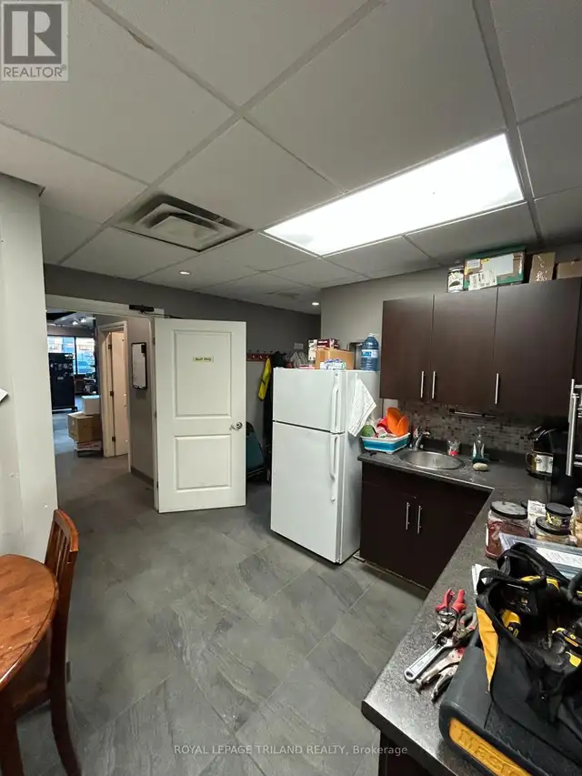 5-6 - 99 BELMONT DRIVE London South (South O), Ontario in Commercial & Office Space for Rent in London - Image 15