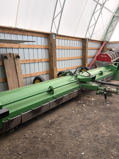 Contact For Price Financing & Delivery Available Located : Winchester , Ontario Fresh Trade Off A 40...