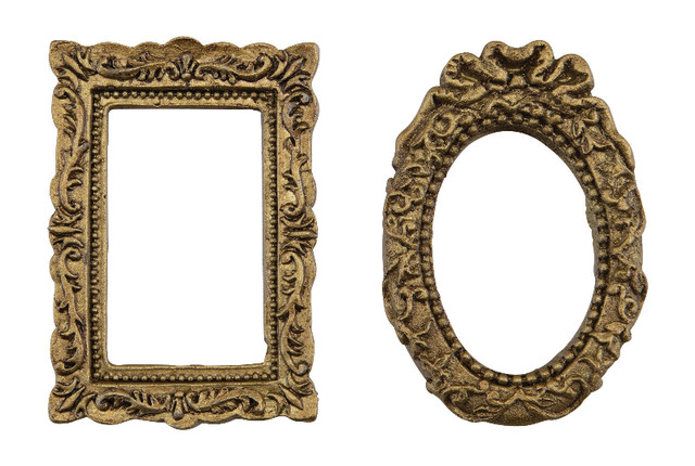 Wanted:  Old Nostalgic/Gothic Style Frames in Other in St. Catharines