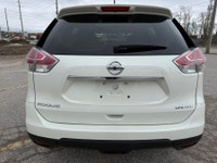 2016 NISSAN ROGUE S PKG AWD CLEAN CARFAX 30 SERVICE RECORDS MUST SEE ONLY $177.77 BI WEEKLY WITH $0... (image 5)